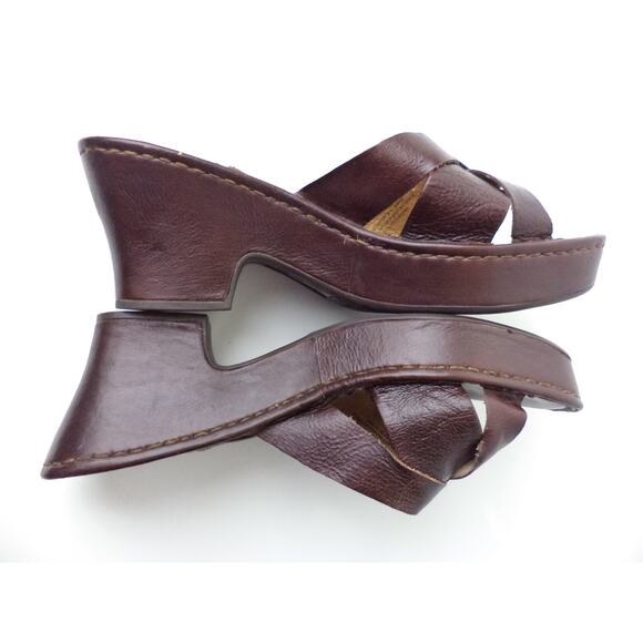 BORN 10M DARK BROWN LEATHER PLATFORM WEDGE HEEL SLIDE SANDAL SHOE - Picture 6 of 8